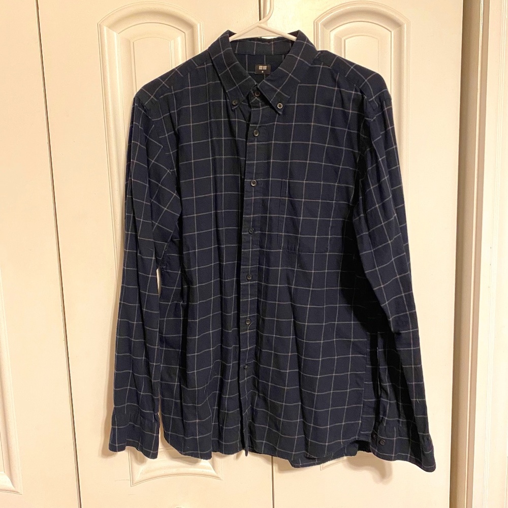 UNIQLO Flannel Checked Long Sleeve Button Down Shirt
